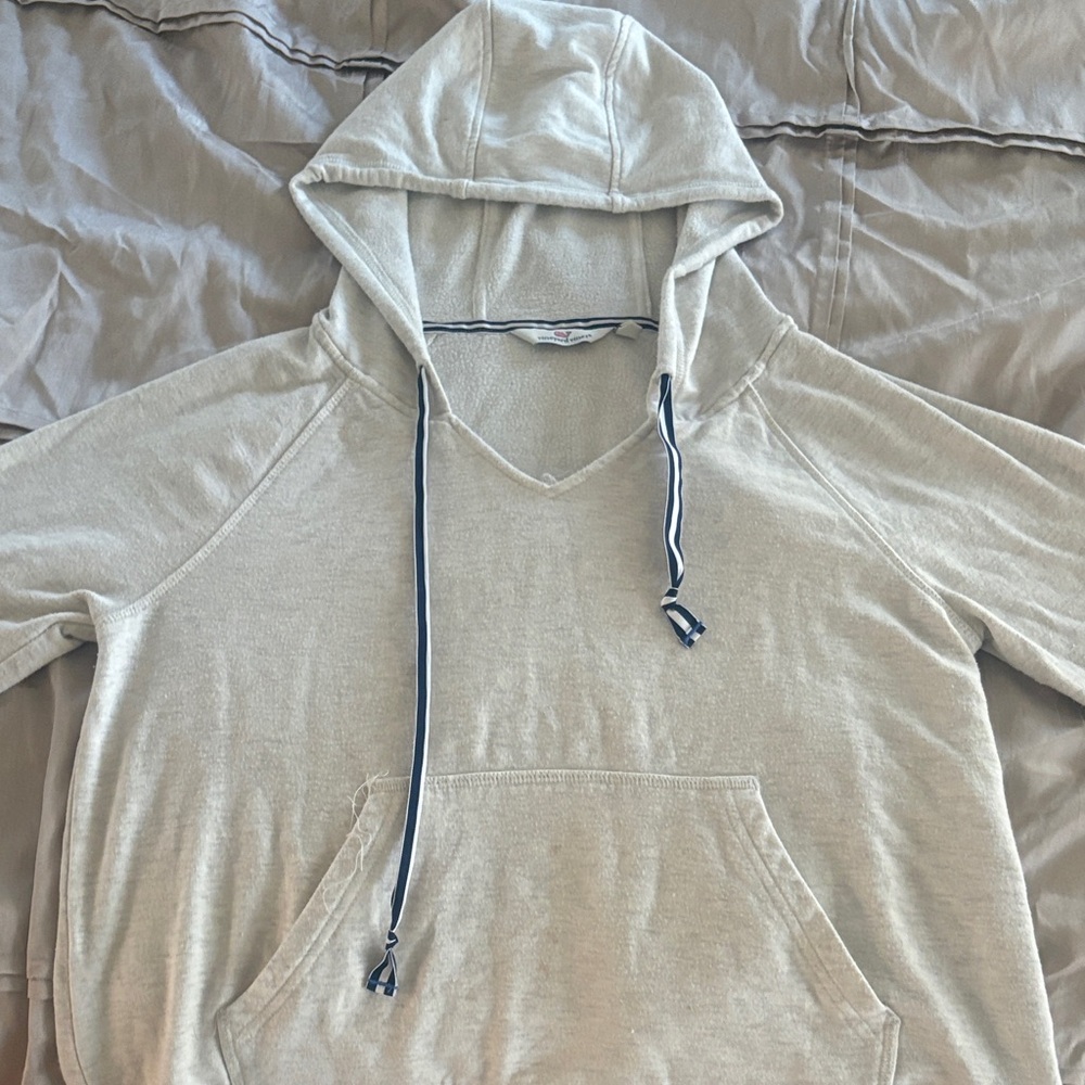 Vineyard Vines Woman’s V-Neck Hoodie Sweater - Light Tan